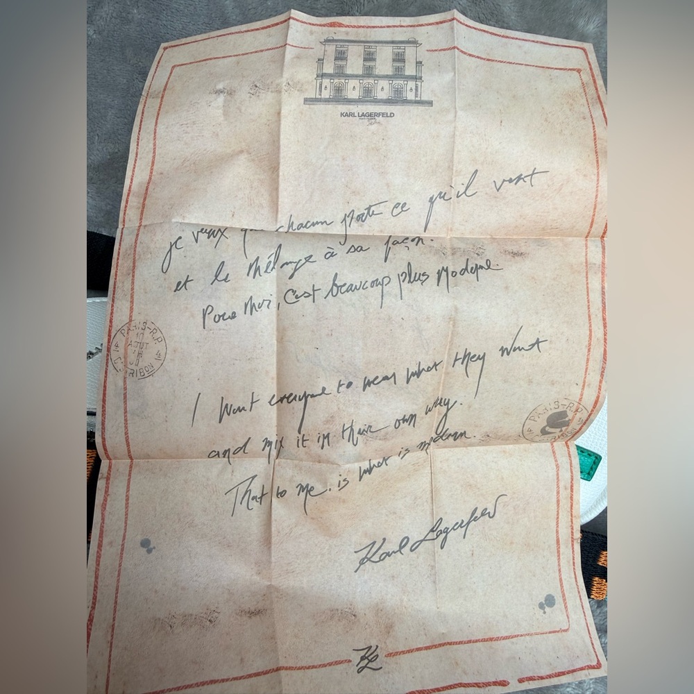 🕶️ Karl Lagerfeld Paris Maybelle Logo Camera Bag – White  NWOT w/ coin pouch - Picture 6 of 13